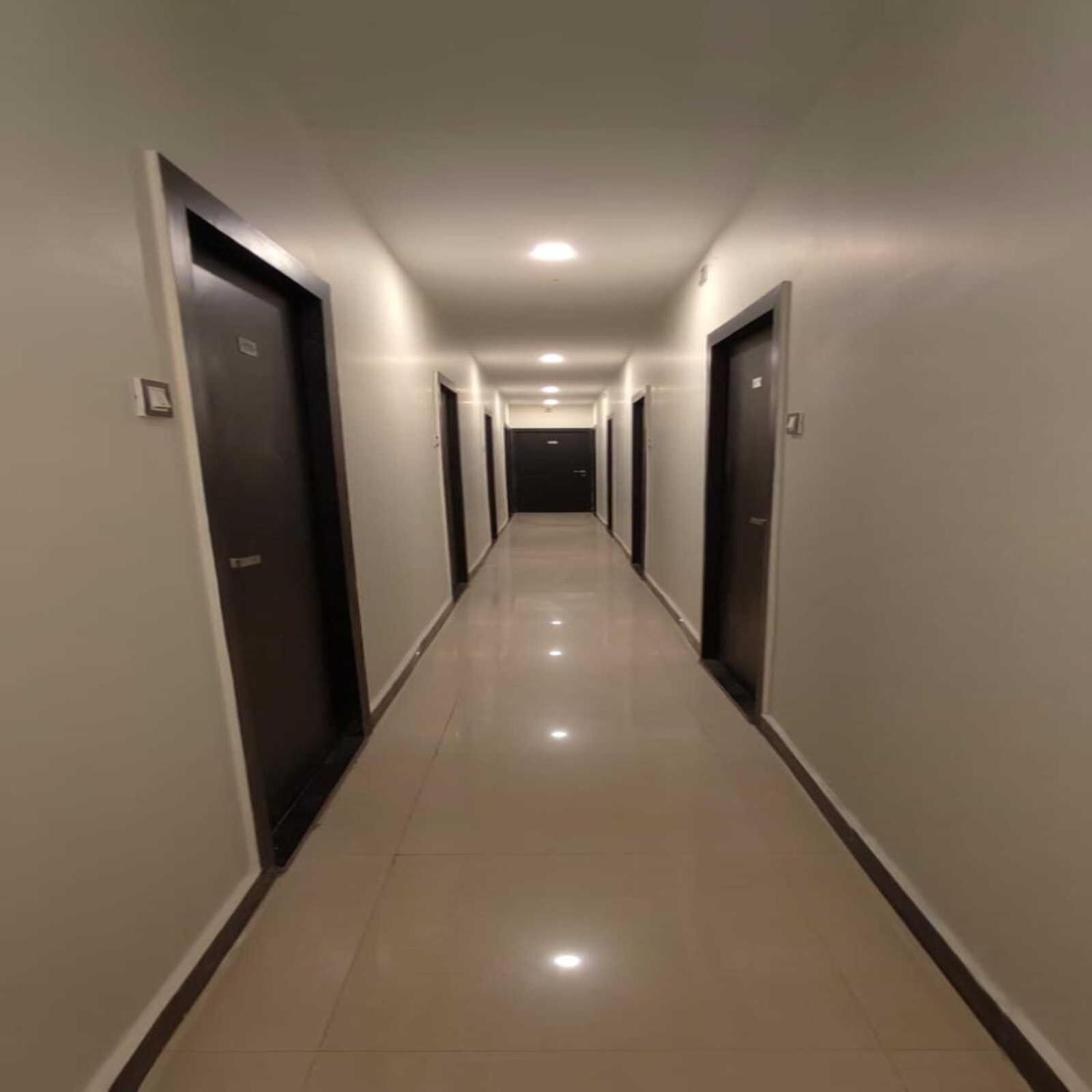 Hotel Blue Sky Residency مومباي المظهر الخارجي الصورة