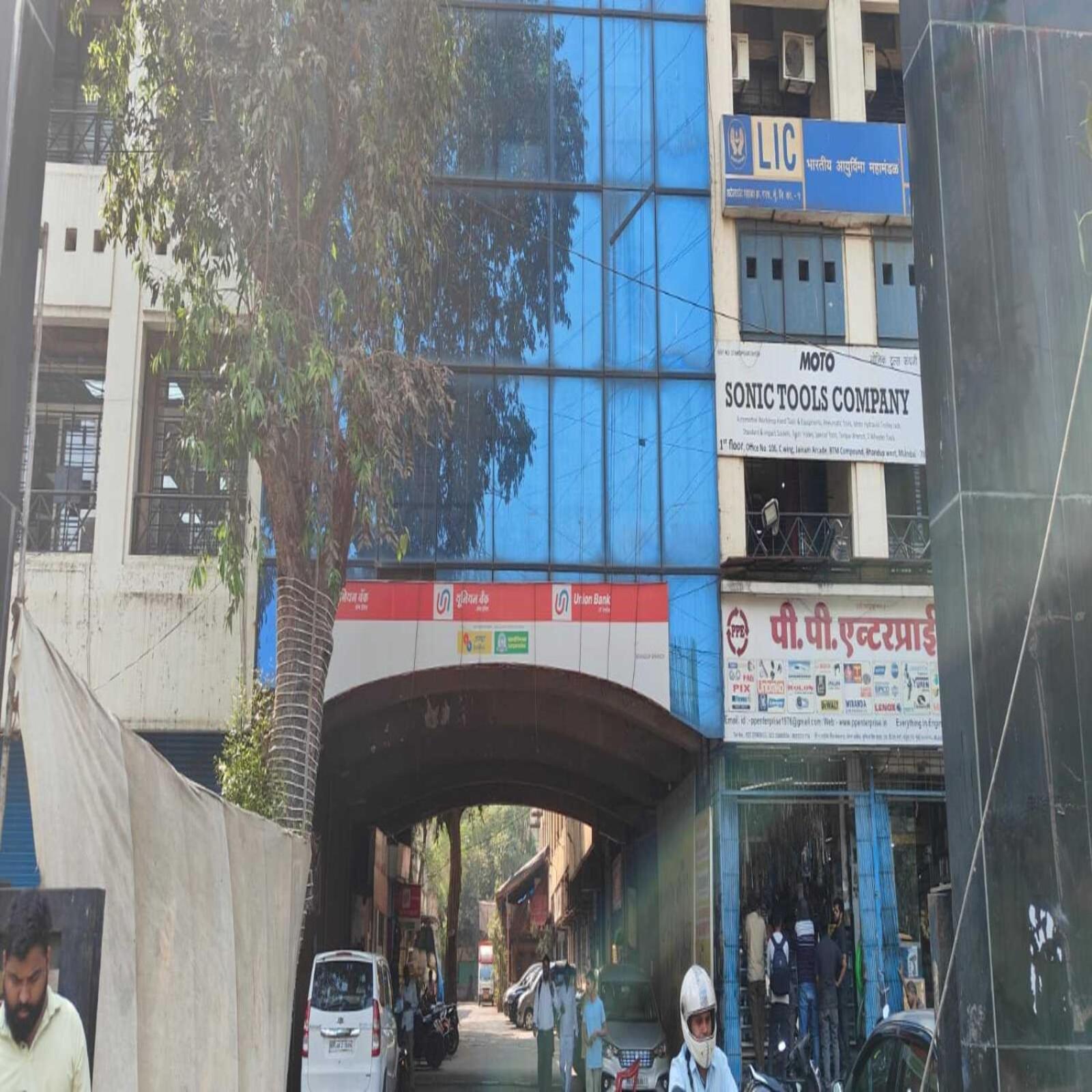 Hotel Blue Sky Residency مومباي المظهر الخارجي الصورة